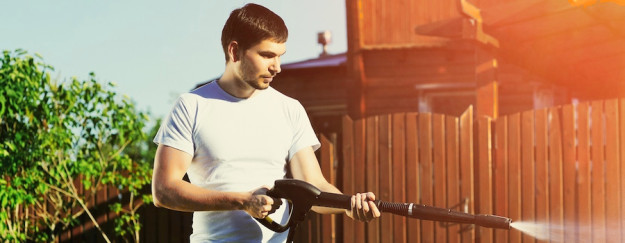 Car washing on open air The environmental benefits of pressure washing