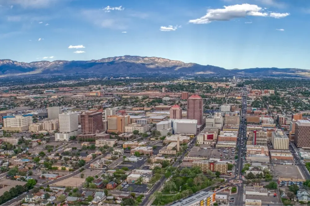 Albuquerque-New-Mexico-skyline